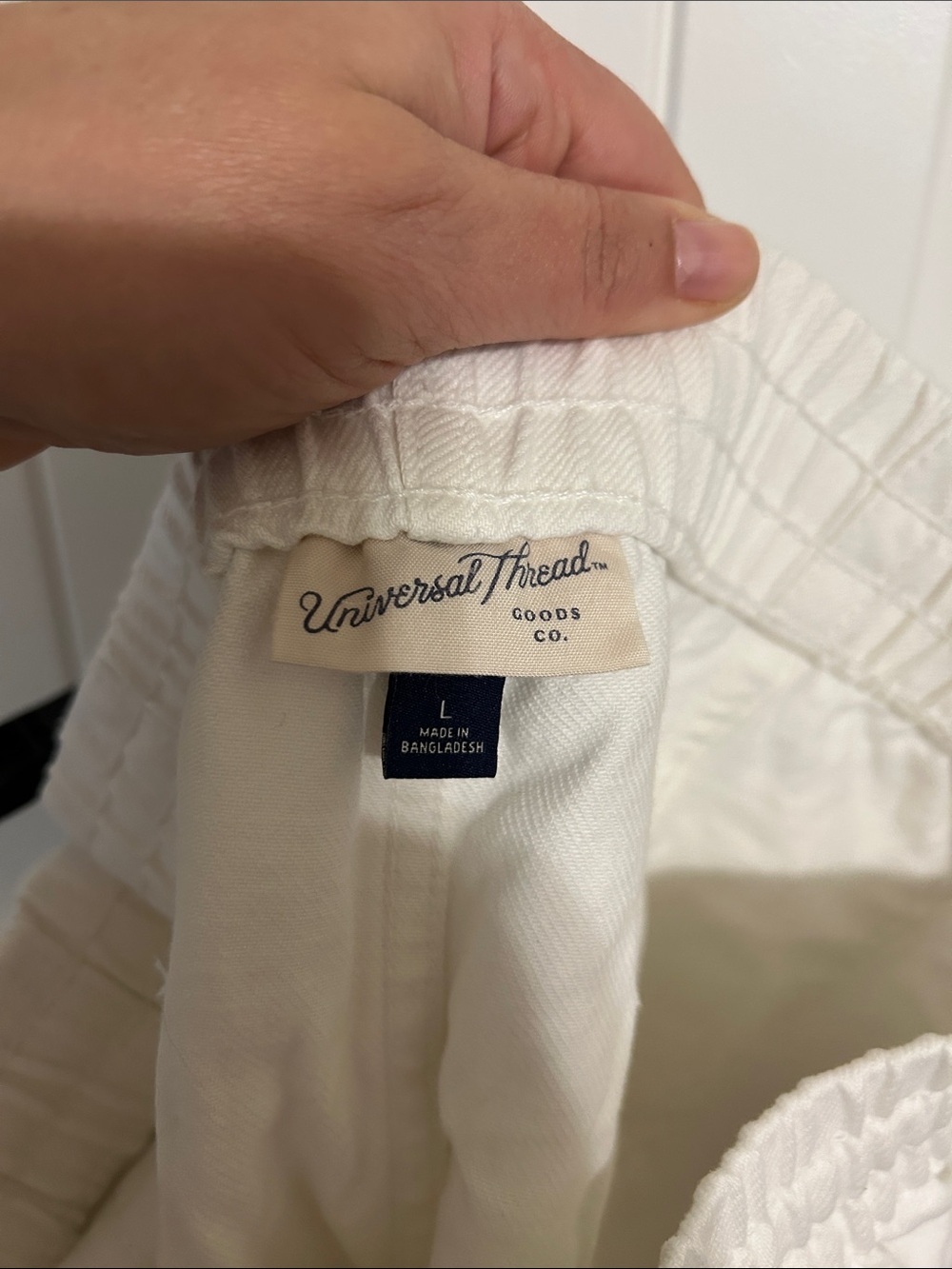 Universal Thread Cream Drawstring Shorts - Picture 2 of 3
